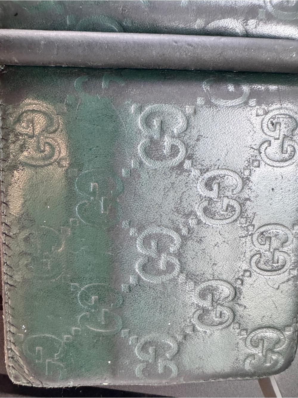 Gucci Men's Green Embossed Leather Wallet - Picture 5 of 6